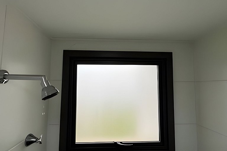 Essenza Living • Chuveiro a Gás | Terra Bonita