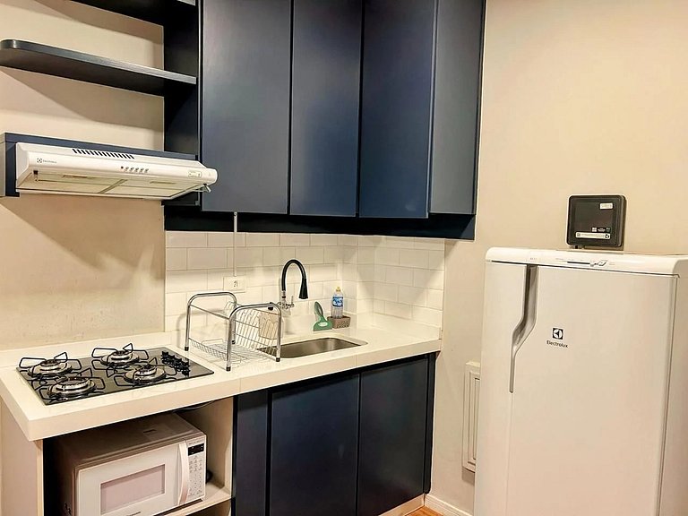 Apto • Quarto Climatizado | Região Central
